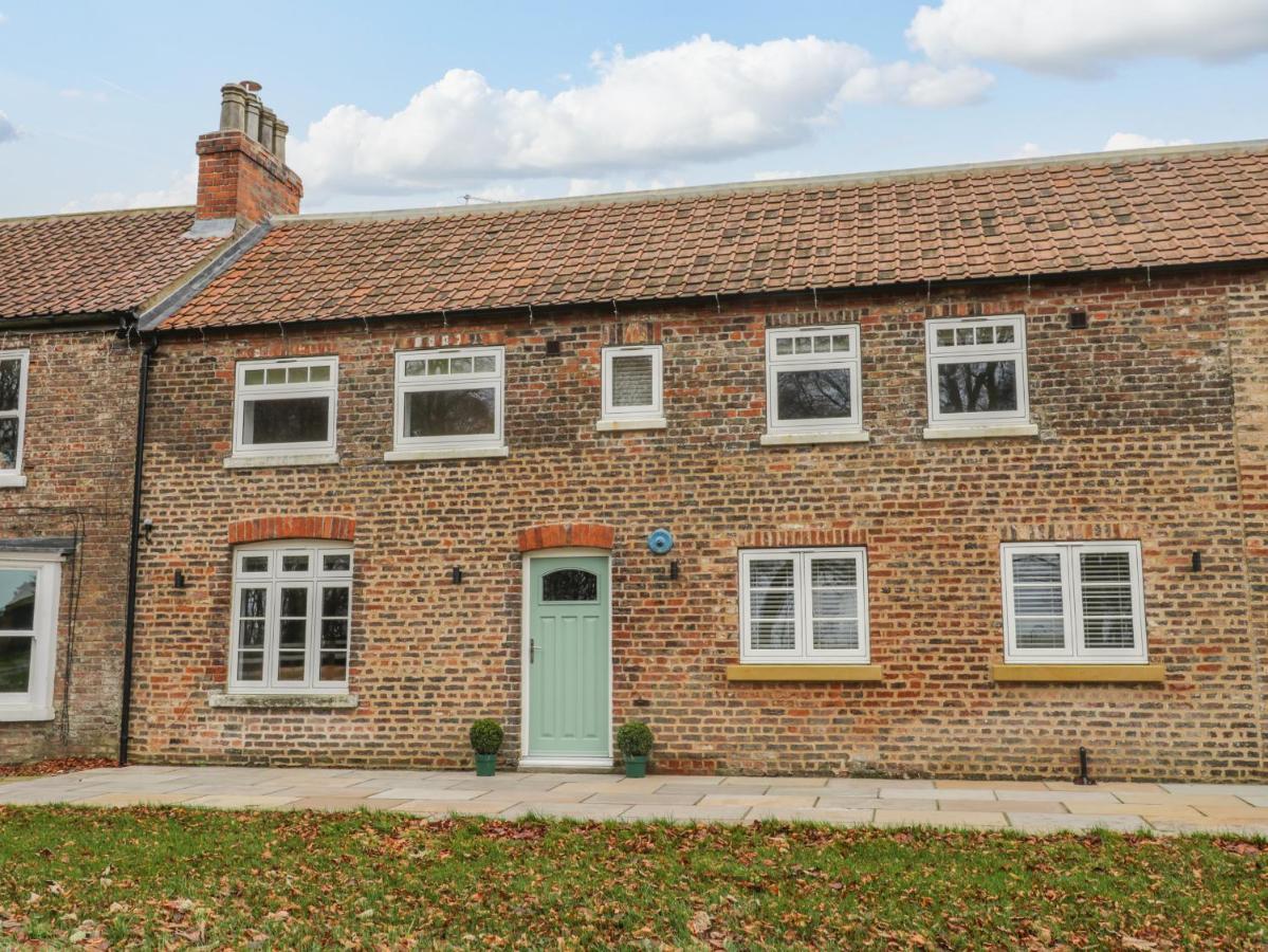 The Grooms Cottage York Exteriör bild